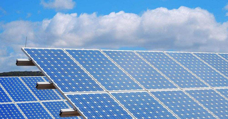 屋頂分布式光伏發(fā)電安裝高度，分布式光伏發(fā)電功率衰減嚴(yán)重嗎