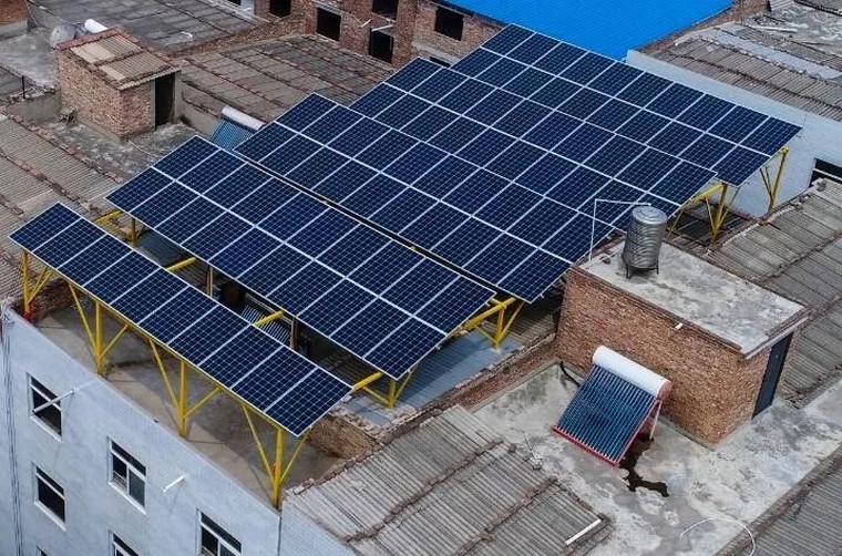 單晶硅和多晶硅太陽(yáng)能板的優(yōu)缺點(diǎn)，單晶硅是怎么超過(guò)多晶硅的