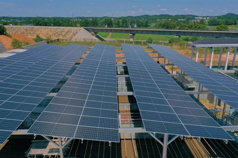 光伏電纜哪些項目用，光伏板與光伏板電纜怎么連接