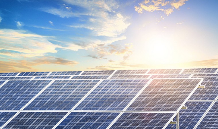 如何判斷分布式光伏并網(wǎng)系統(tǒng)工作是否穩(wěn)定？